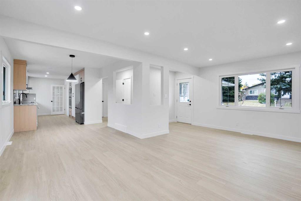 Picture for 6116 Buckthorn Road NW