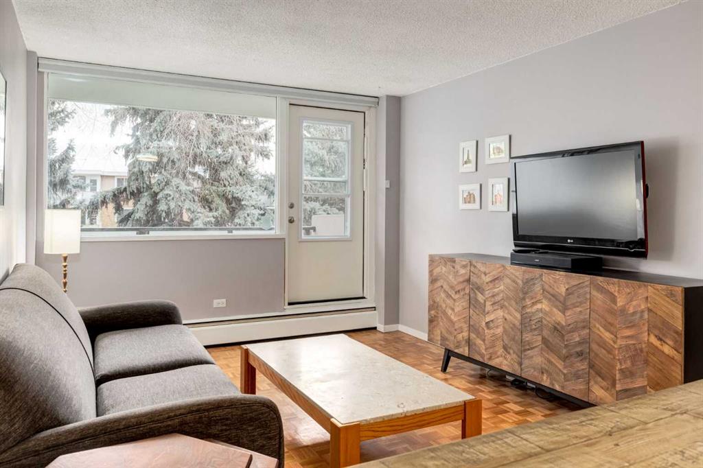 Picture for 278, 1620 8 Avenue NW