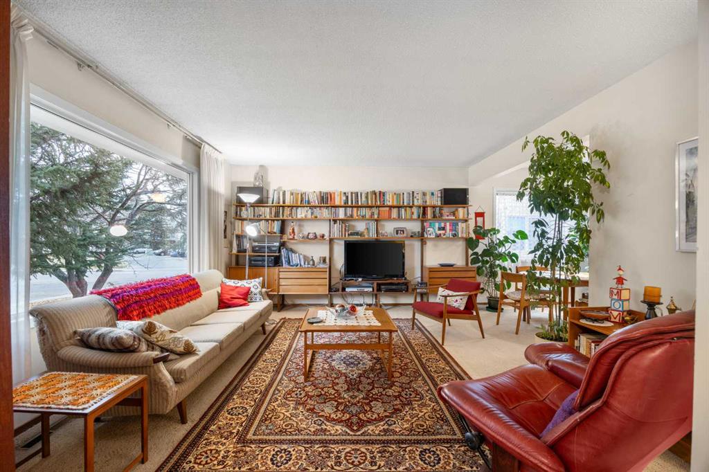 Picture for 4207 Villa Crescent NW