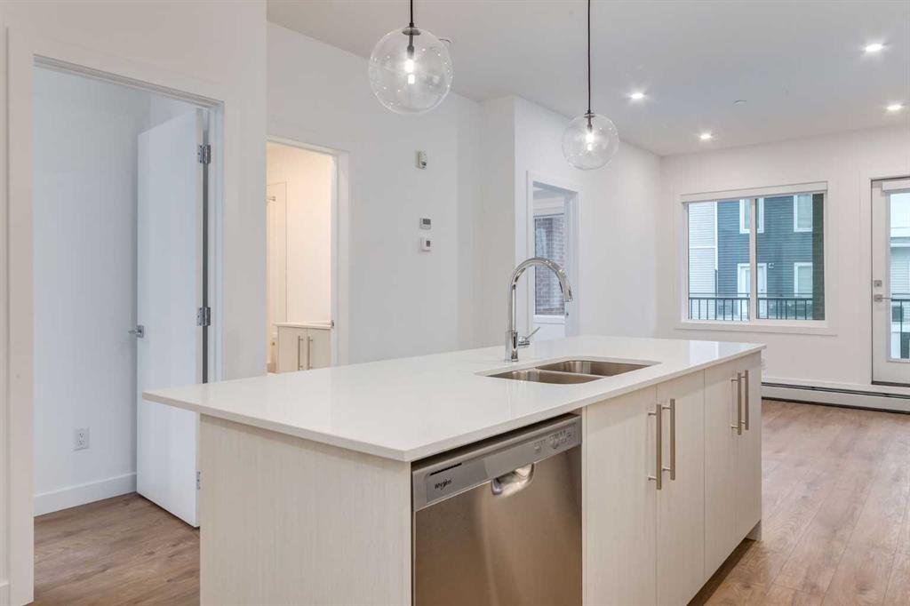 Picture for 3201, 6 Merganser  