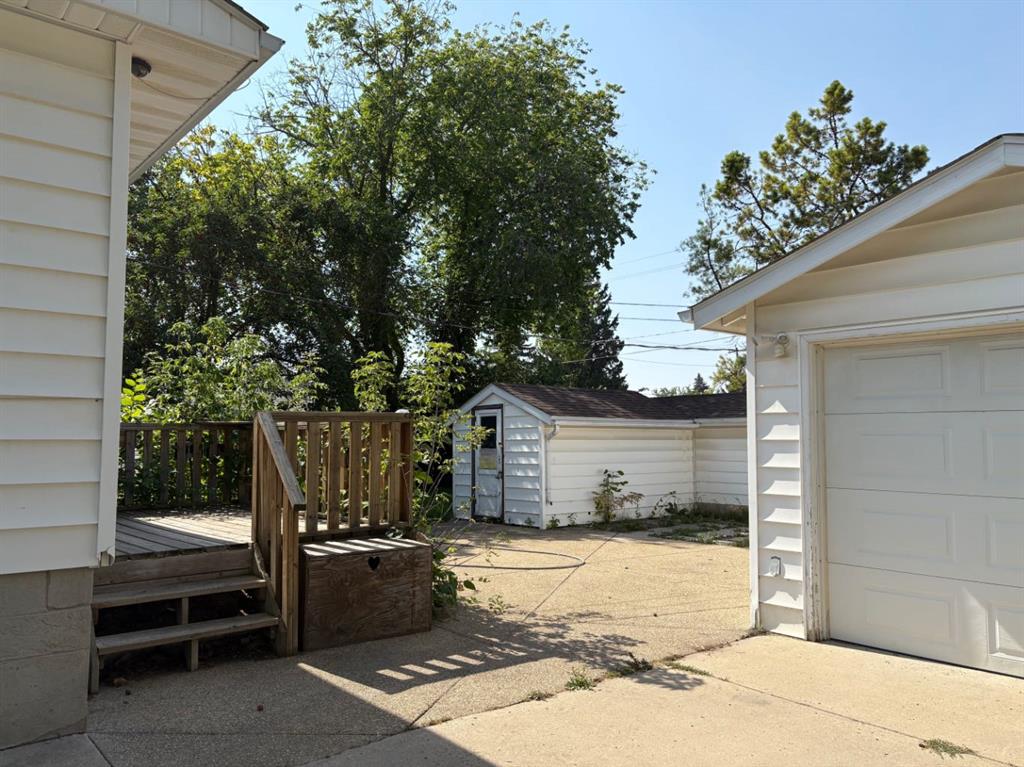 Picture for 3918 56 Avenue 