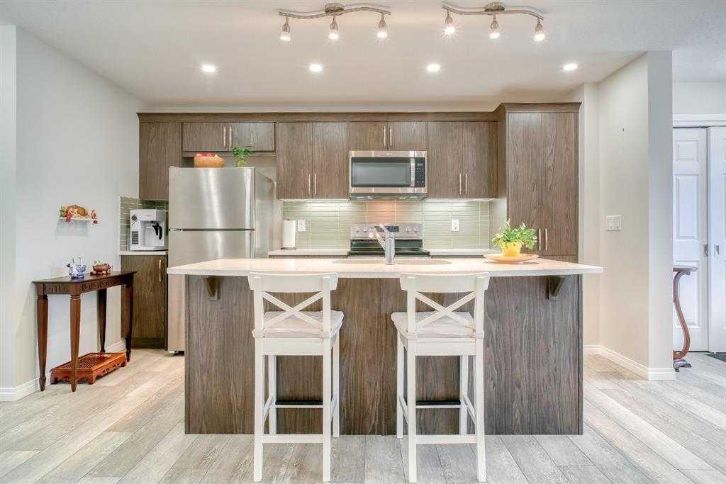 Picture for 97 Yorkville Boulevard SW