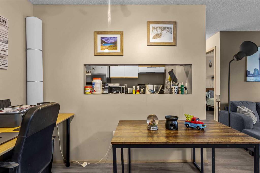 Picture for 308, 115 Elk Run Boulevard 