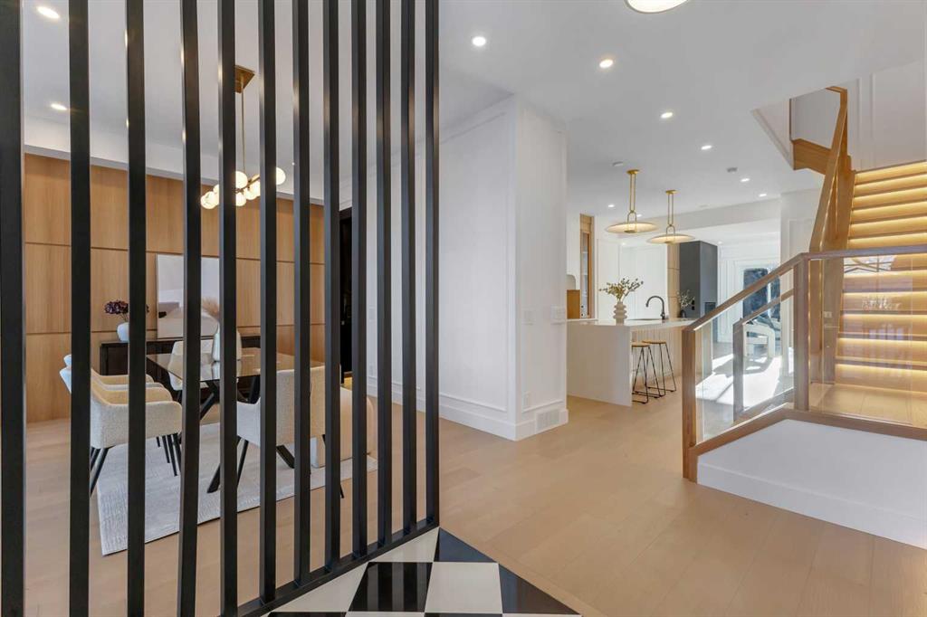 Picture for 1321 10 Avenue SE