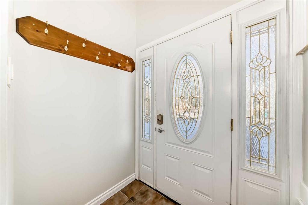 Picture for 2831 63 Avenue SW