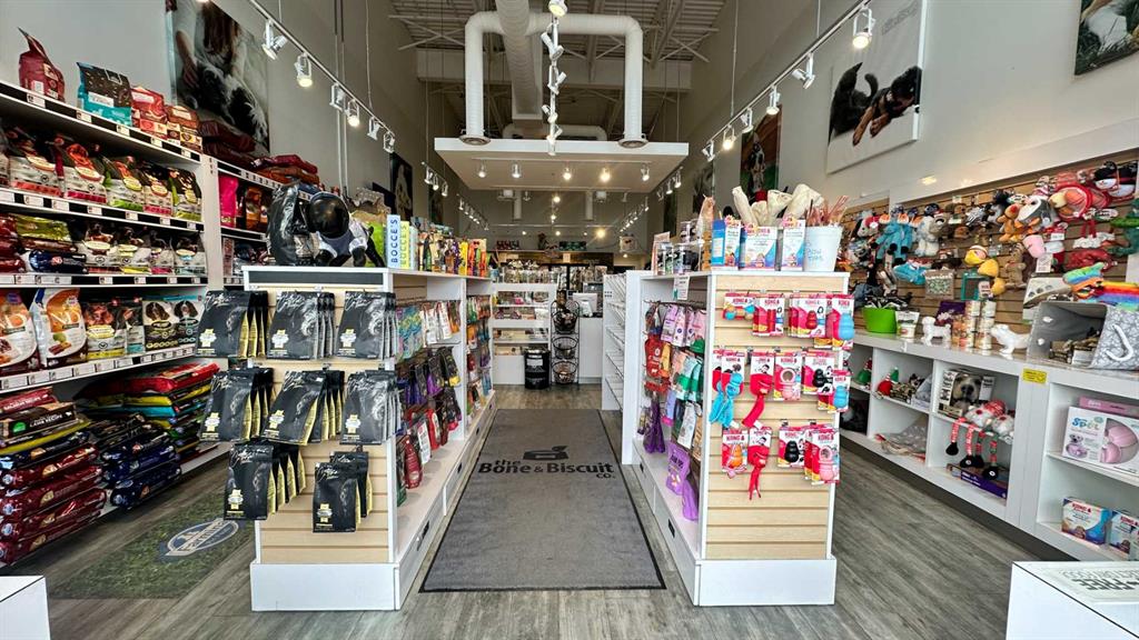 Picture for 7, 31 Bow St Common 