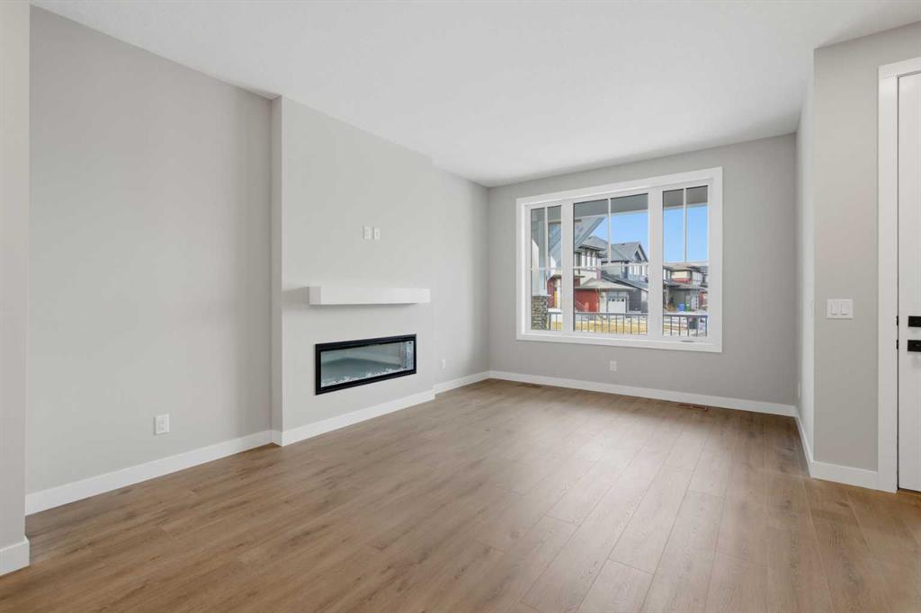 Picture for 51 Belvedere Crescent SE