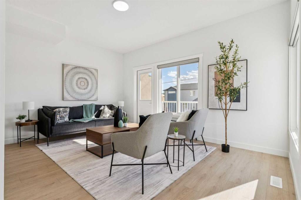 Picture for 205, 95 Saddlecrest Circle NE