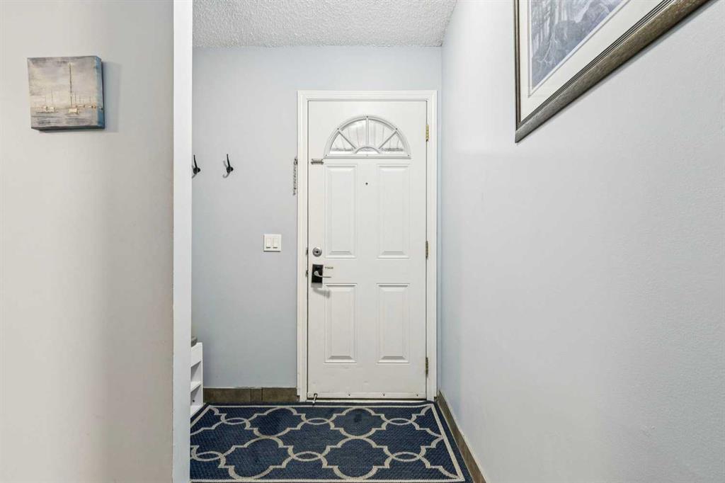 Picture for 114, 420 Grier Avenue NE