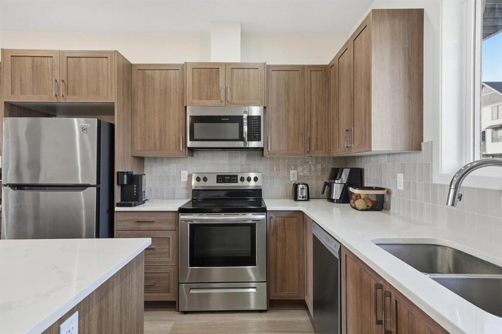 Picture for 785 Southpoint Gate SW