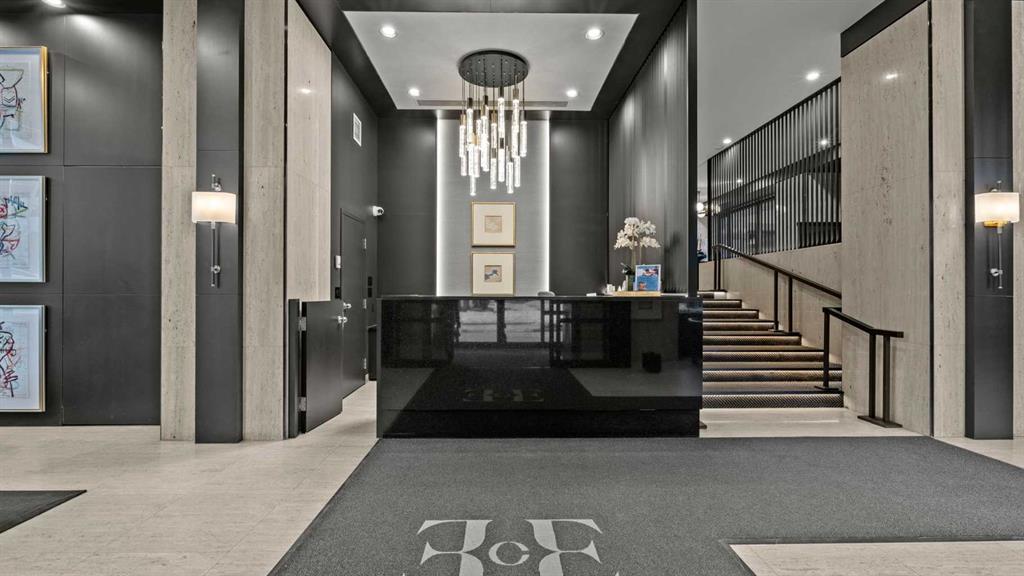 Picture for 1002A, 500 Eau Claire Avenue SW