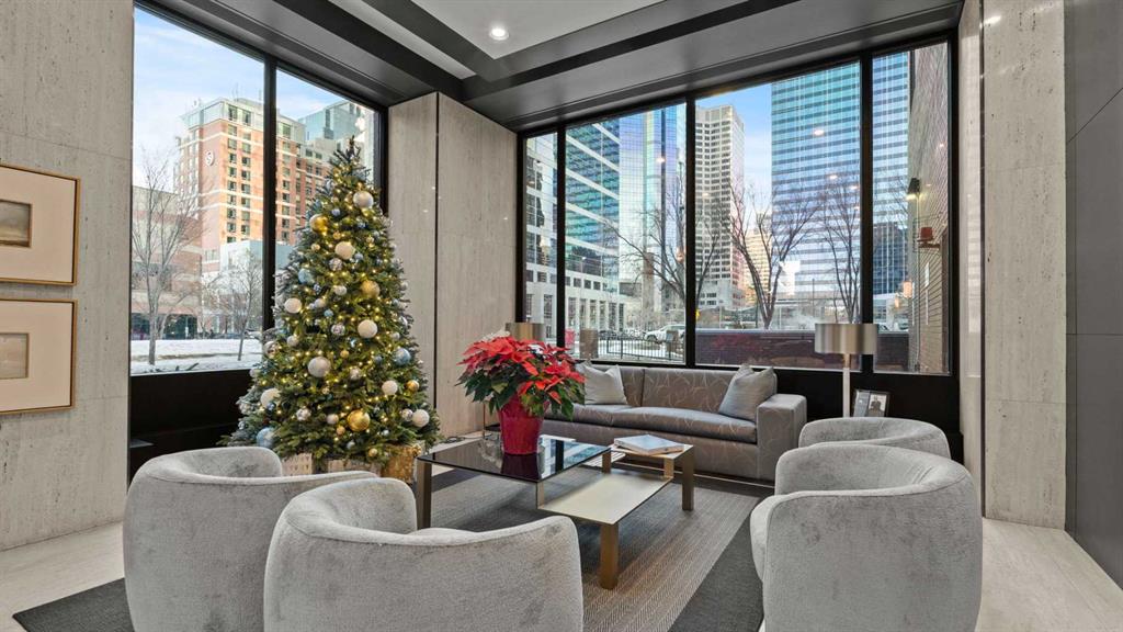 Picture for 1002A, 500 Eau Claire Avenue SW