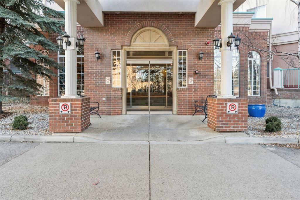 Picture for 304, 200 Lincoln Way SW