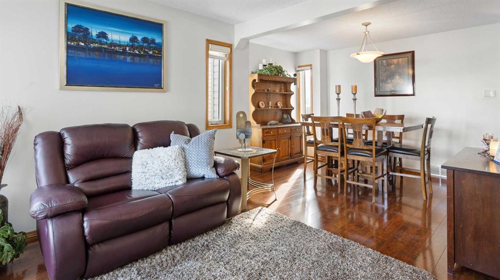 Picture for 323 Mt Cornwall Circle SE