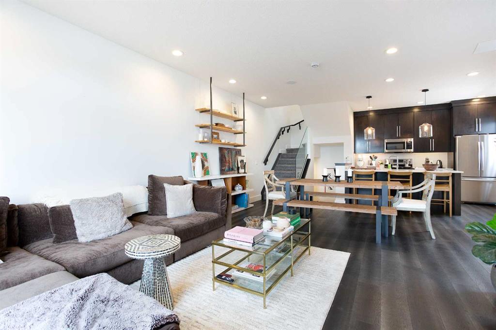 Picture for 2, 2816 34 Street SW