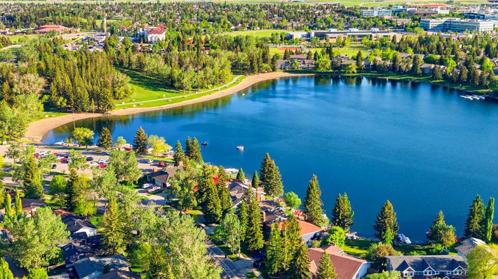 Picture for 122, 860 Midridge Drive SE