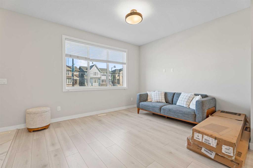 Picture for 17 Creekstone Drive SW