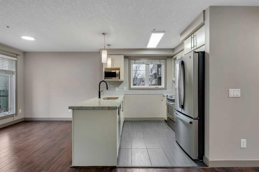 Picture for 301, 1805 26 Avenue SW