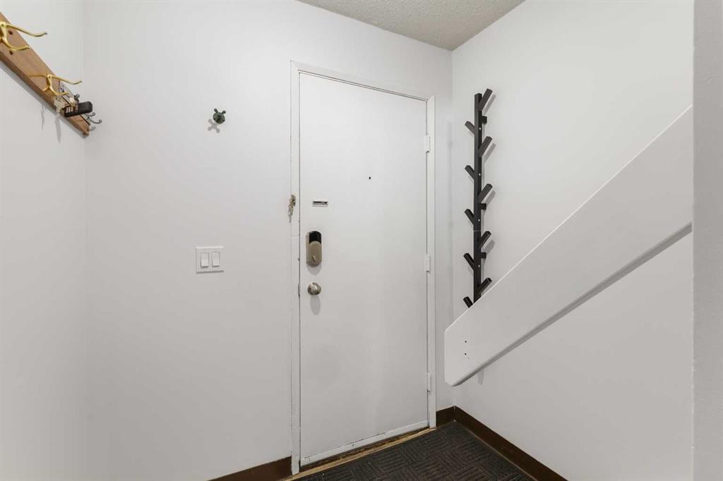 Picture for 72, 1055 72 Avenue NW