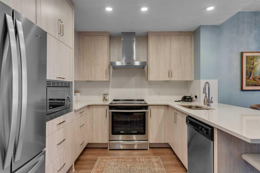 Picture for 212, 12 Mahogany Path SE