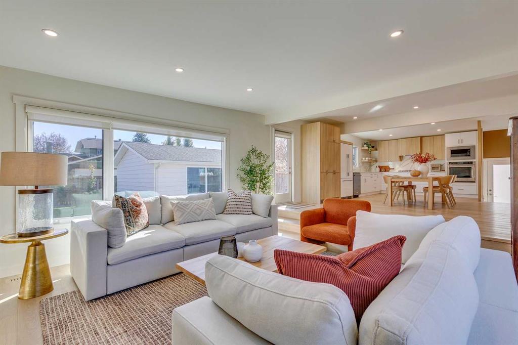 Picture for 419 Parkview Crescent SE