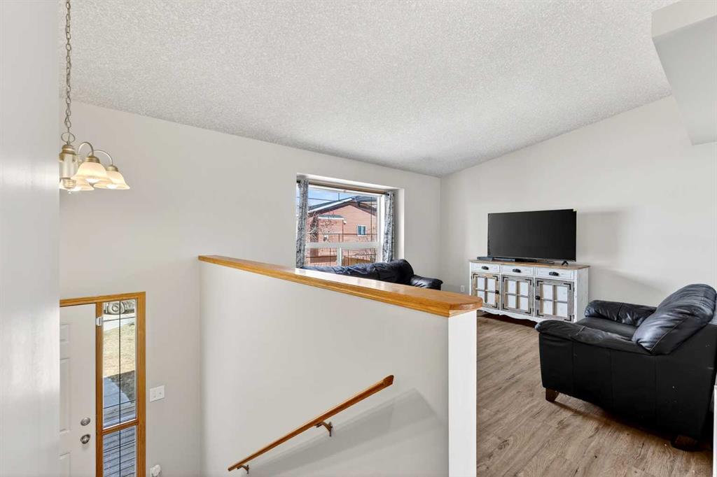 Picture for 42 Strathford Close 