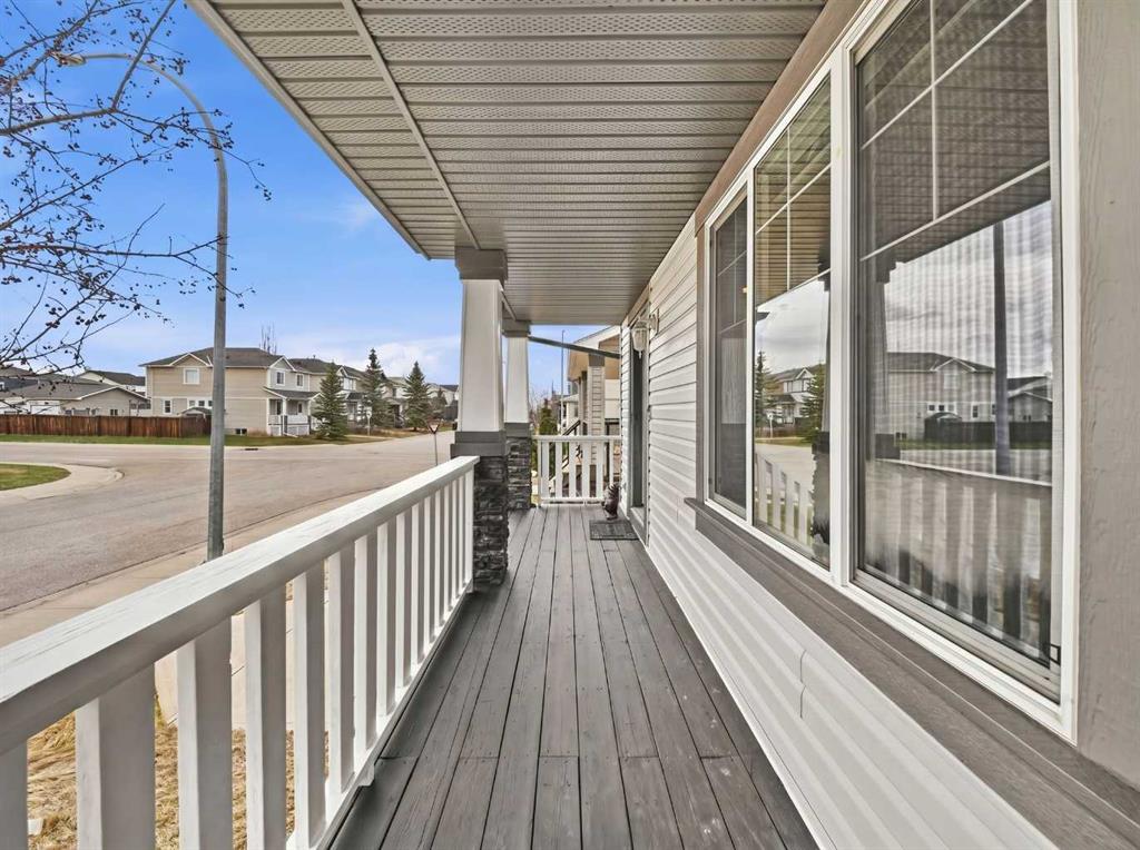 Picture for 70 Bridlecrest Manor SW