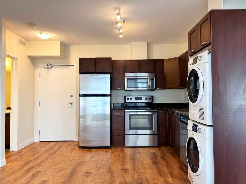 Picture for 208, 3820 Brentwood Road NW