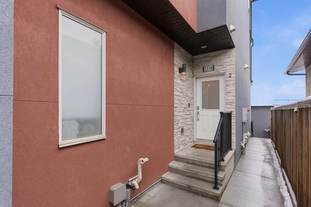 Picture for 2, 3318 Centre Street NE