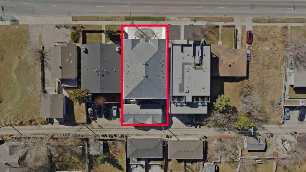 Picture for 2, 3318 Centre Street NE