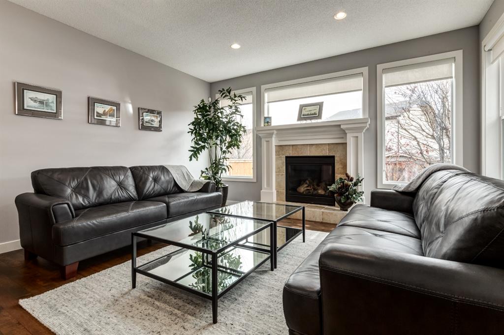 Picture for 167 New Brighton Close SE