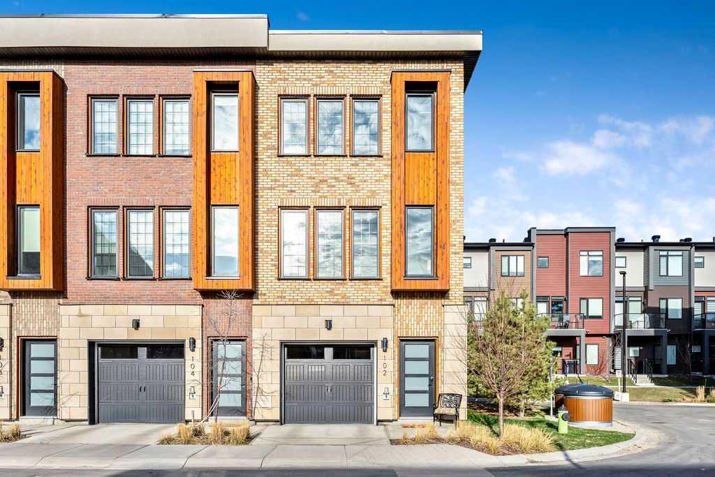 Picture for 102, 81 Greenbriar Place NW