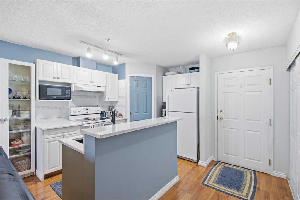 Picture for 304, 280 Shawville Way SE