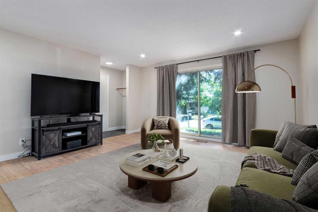 Picture for 840 Raynard Crescent SE