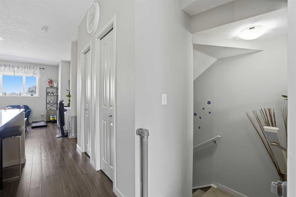 Picture for 227 Copperpond Row SE
