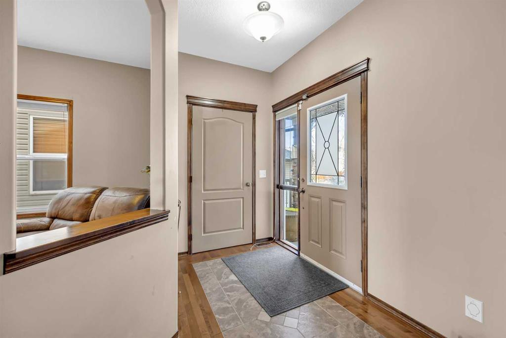 Picture for 92 Everoak Close SW