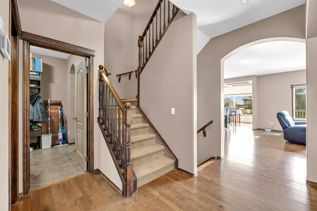 Picture for 92 Everoak Close SW