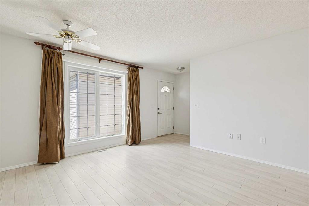 Picture for 34, 105 Elm Place 