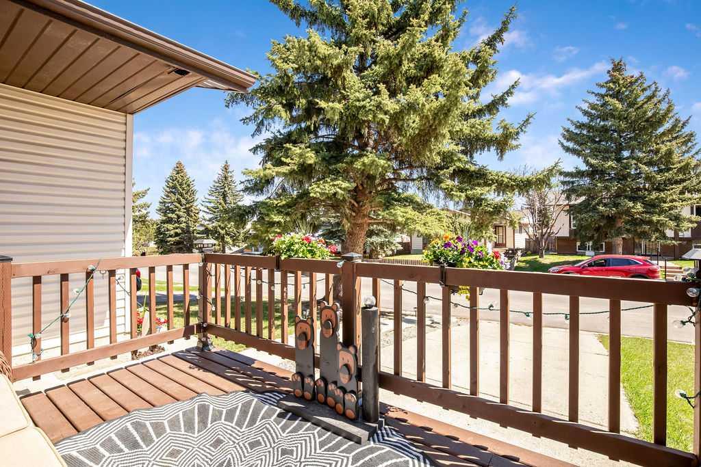 Picture for 99 Beddington Crescent NE