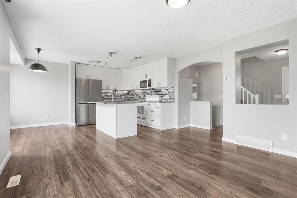 Picture for 1702 Riverside Drive NW