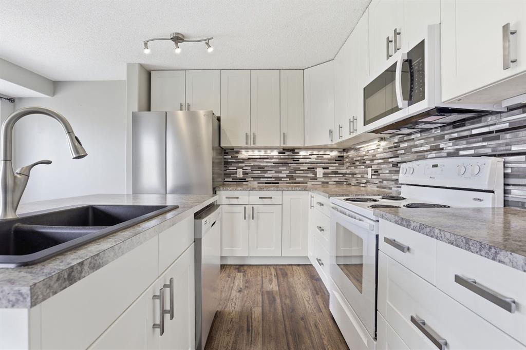 Picture for 1702 Riverside Drive NW
