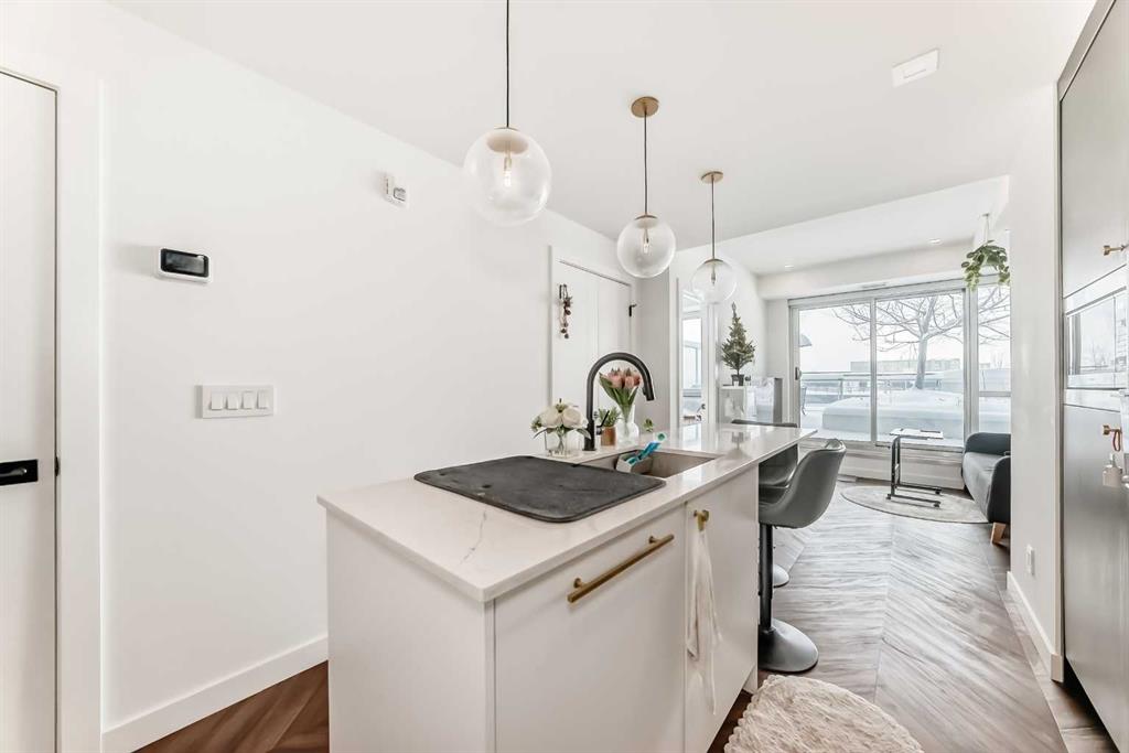 Picture for 207, 8505 Broadcast Avenue SW