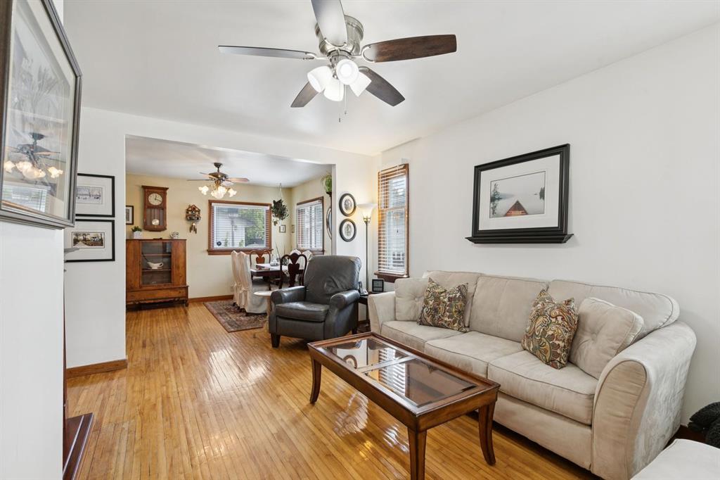 Picture for 2048 26 Street SE