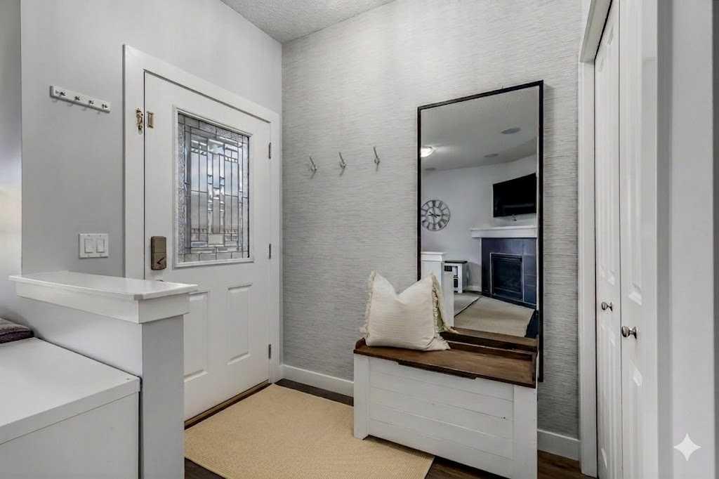 Picture for 1065 Kingston Crescent SE