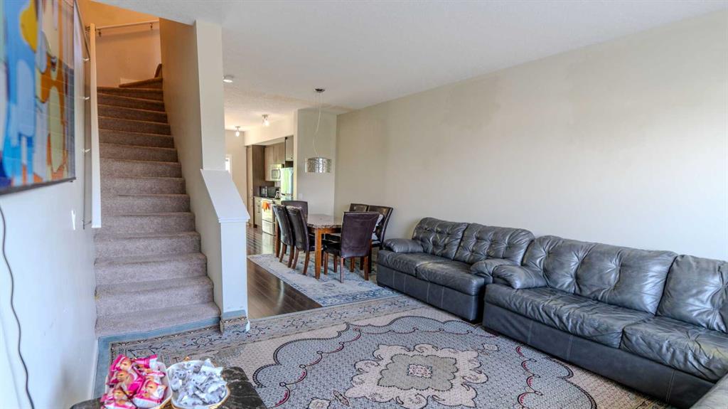 Picture for 347 Taralake Way NE