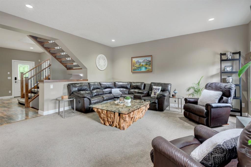 Picture for 300 Aspenmere Way 