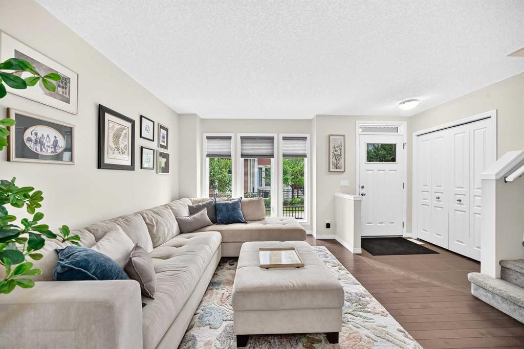 Picture for 203 Auburn Meadows  SE