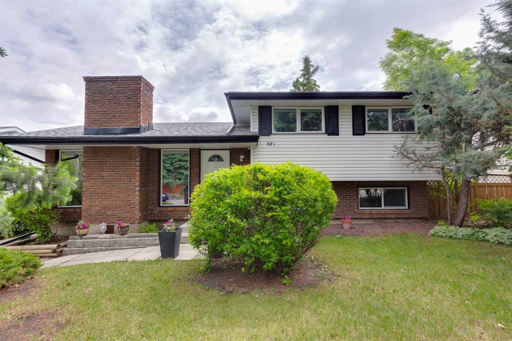 Picture for 931 124 Avenue SW