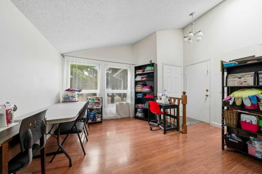 Picture for 112 Cedargrove Way SW