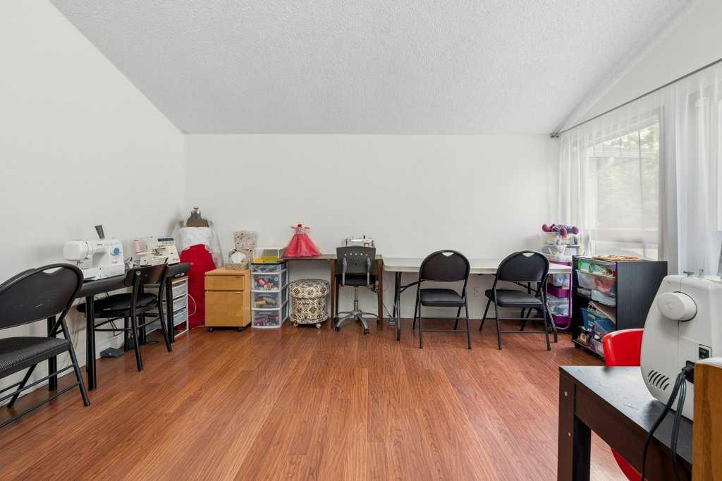 Picture for 112 Cedargrove Way SW